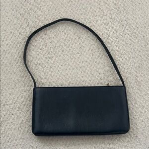 Brandy Melville Classic Black Shoulder Bag